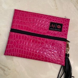 Makeup Junkie makeup bag